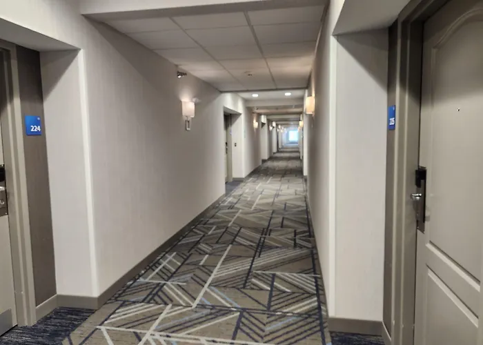 Holiday Inn Express Hotel & Suites Crawfordsville By Ihg